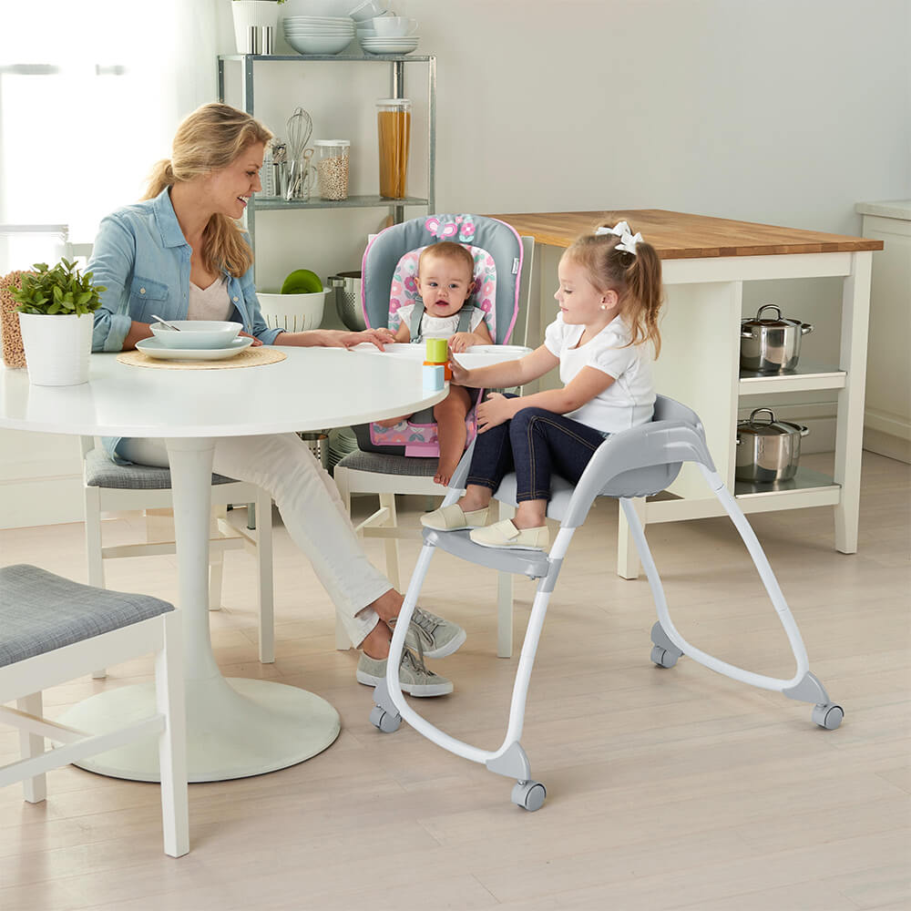 INGENUITY TRIO 3 IN 1 HIGH CHAIR